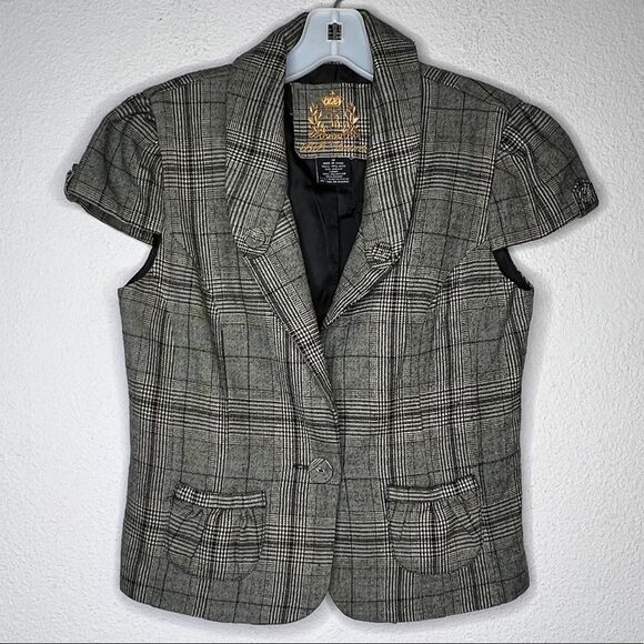 BB Dakota Cap Sleeve Jacket - Picture 7 of 7